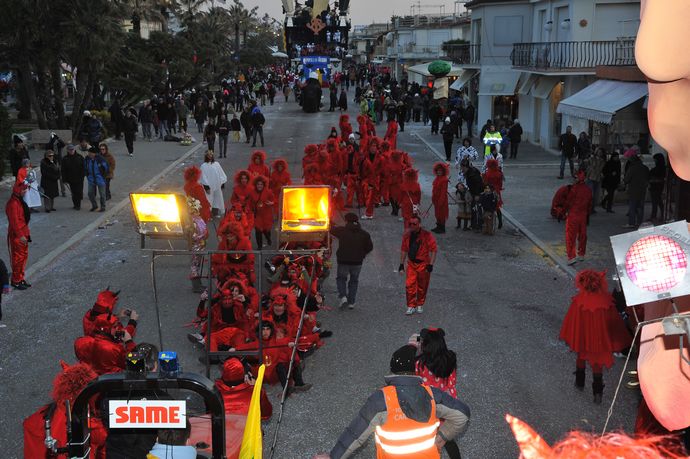 Ingrandisci la foto